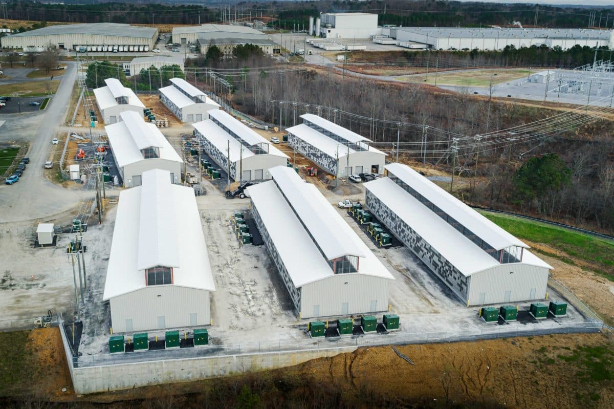 A Bitcoin Mining Datacenter Operation - Introducing Realized Hashrate - TheMinerMag