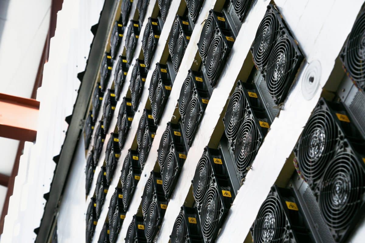 Bitcoin Mining Hardware and Software Explanation - TheMinerMag