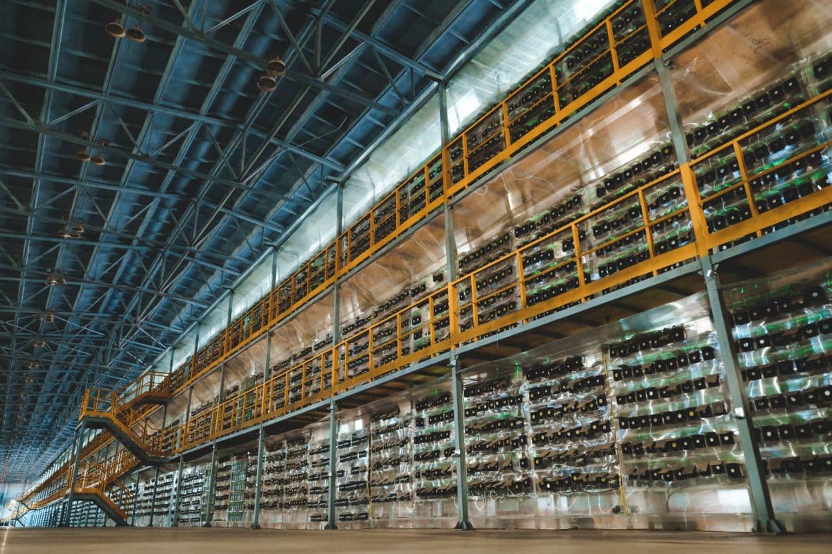 bitcoin mining datacenter near bratsk hydroelectric dam